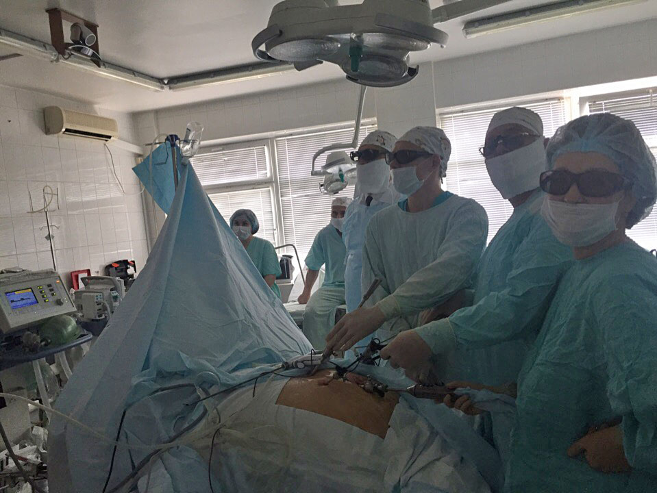 Взгляд изнутри: медики впервые В Нижневартовске провели операцию в формате 3D